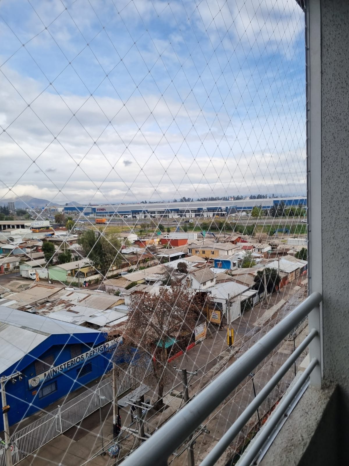 Malla de seguridad en balcón